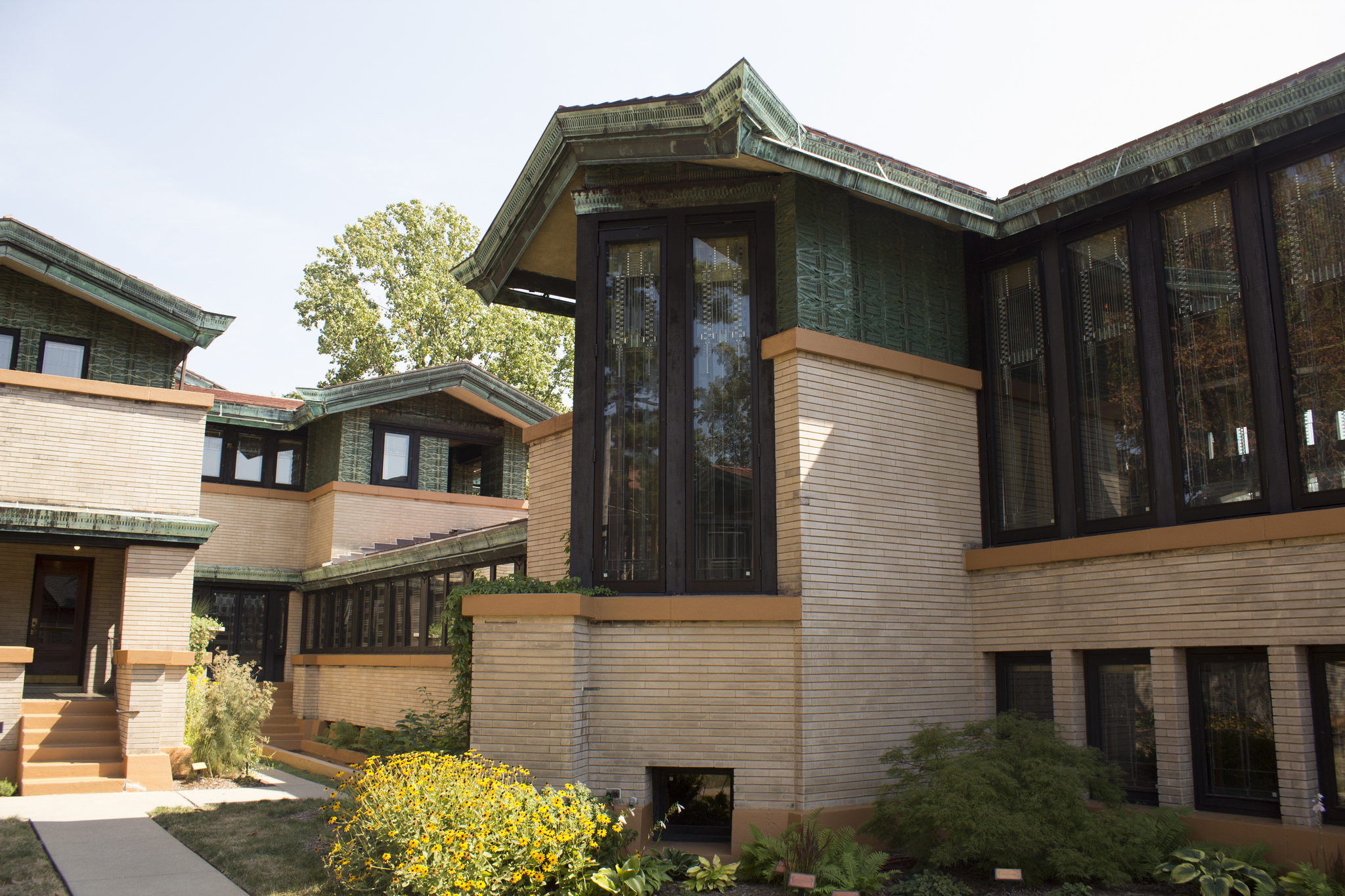 Sites & Attractions - Dana-Thomas House - A Frank Lloyd Wright Design