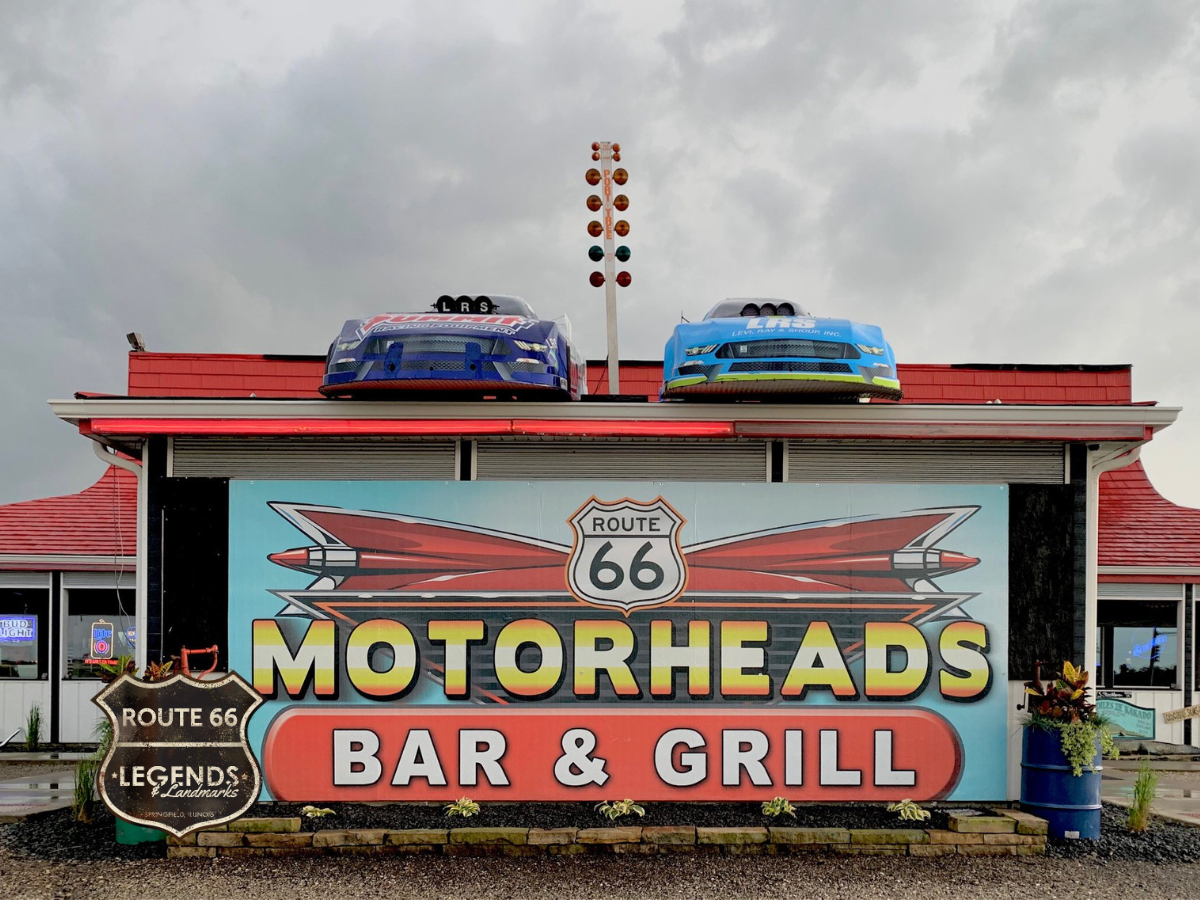 Motorheads Bar, Grill & Entertainment Complex