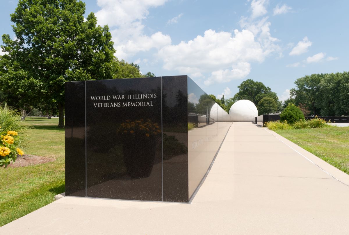 World War II Illinois Veterans Memorial