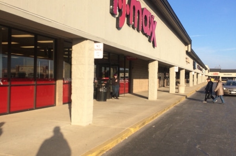 Exterior of TJ Maxx.