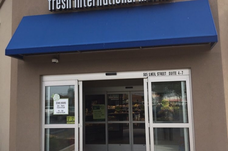 Exterior of Fresh International Market.