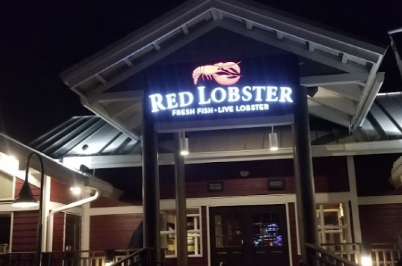 Exterior of Red Lobster.