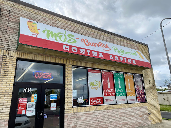 Exterior of Mo\'s Burritos.
