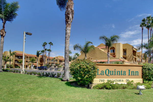 La Quinta Inn & Suites by Wyndham Carlsbad