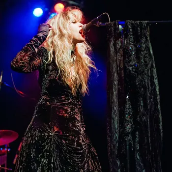 Visually and Sonically Uncanny Tribute “Fleetwood Macked” Coming to the Palace Theatre June 4th