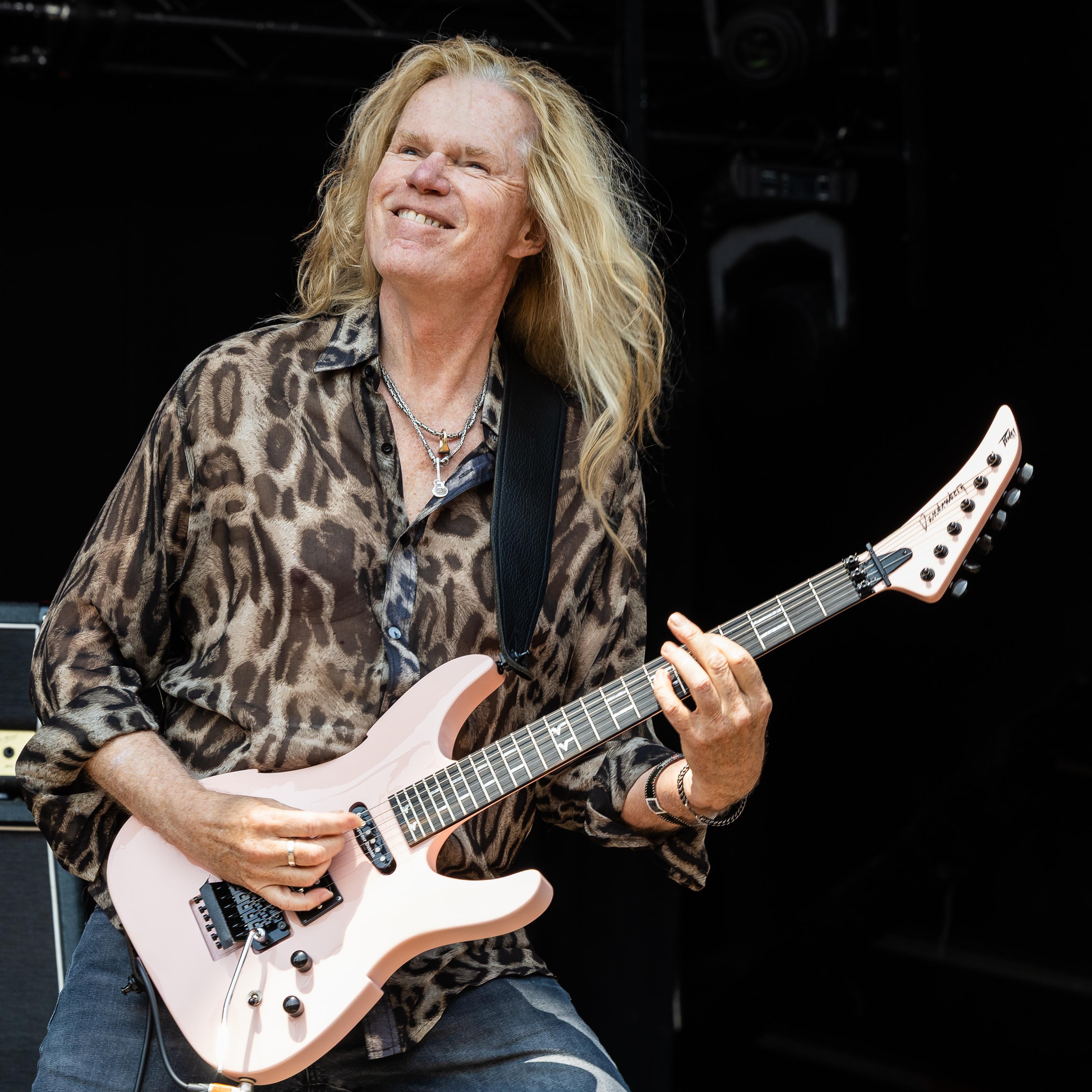 Adrian Vandenberg with Marco Mendoza and Vinnie Moore
