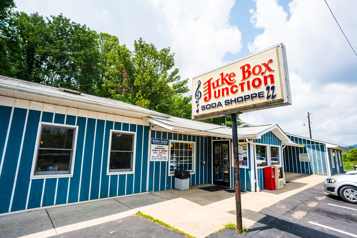 Jukebox Junction Restaurant & Soda Shoppe Visit NC Smokies