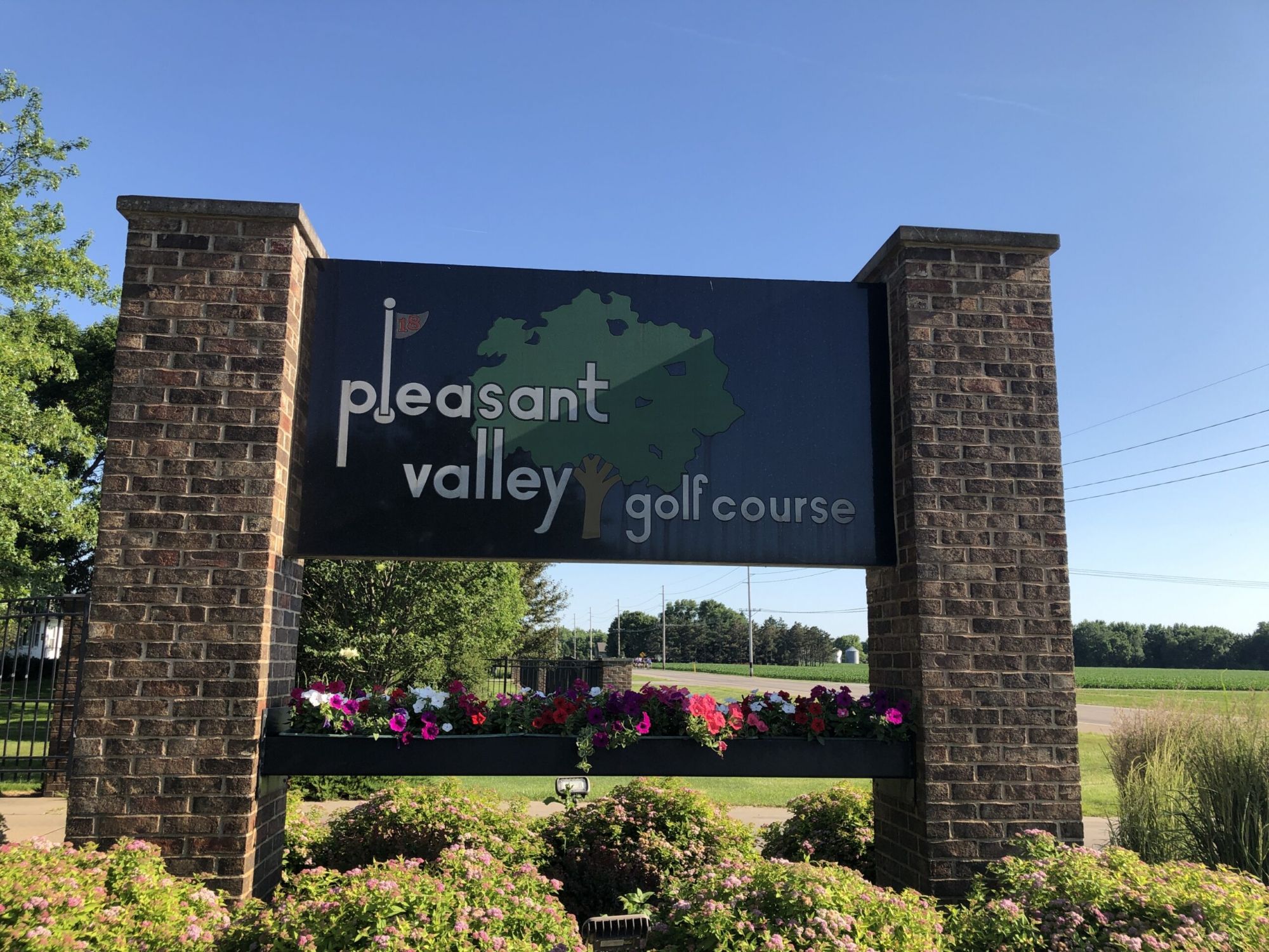 Pleasant Valley Golf Course
