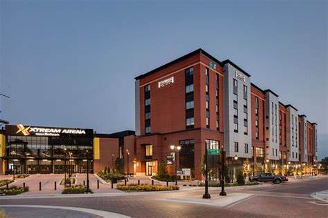 Staybridge Suites Iowa City - Coralville
