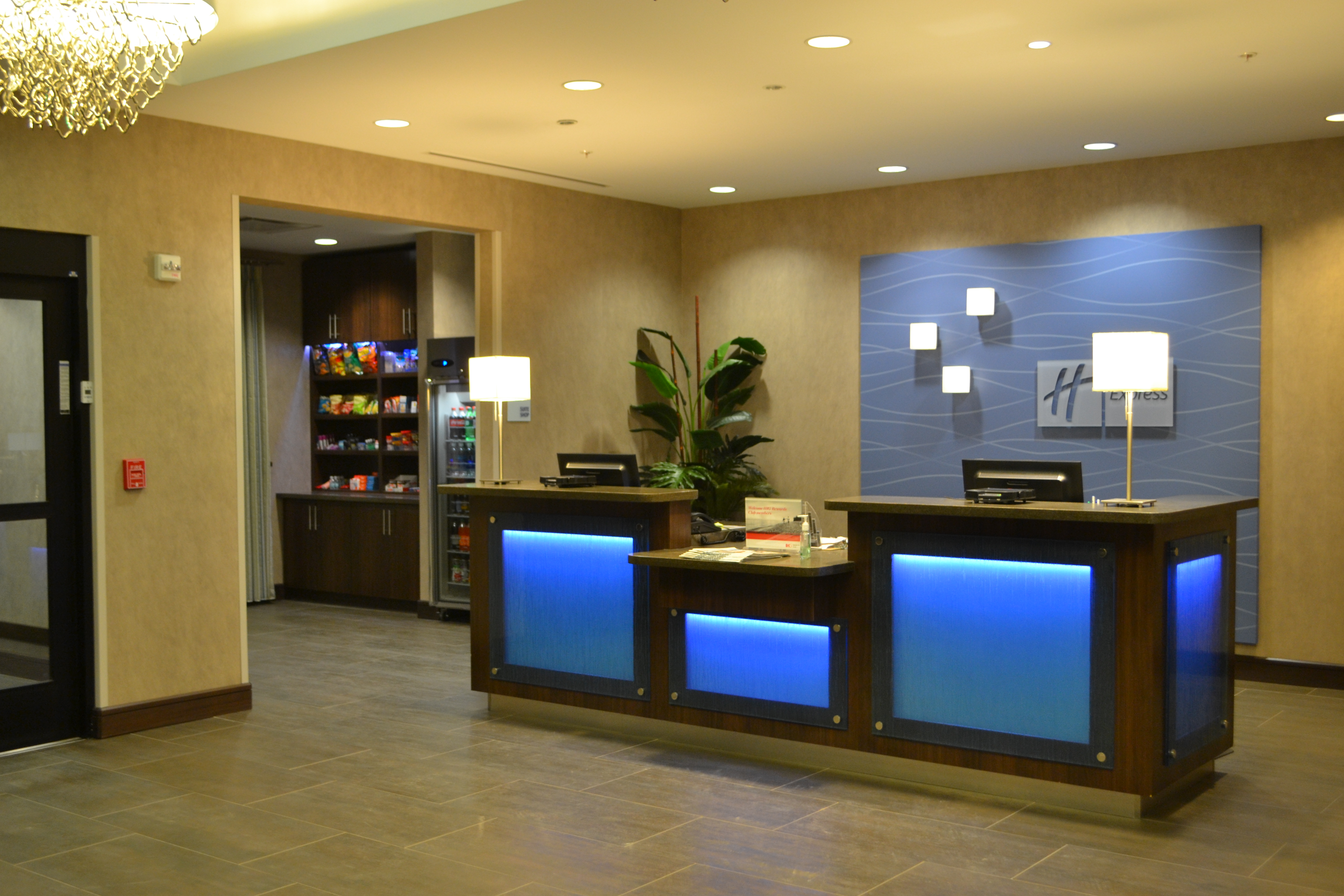 Holiday Inn Express & Suites – I-20 image