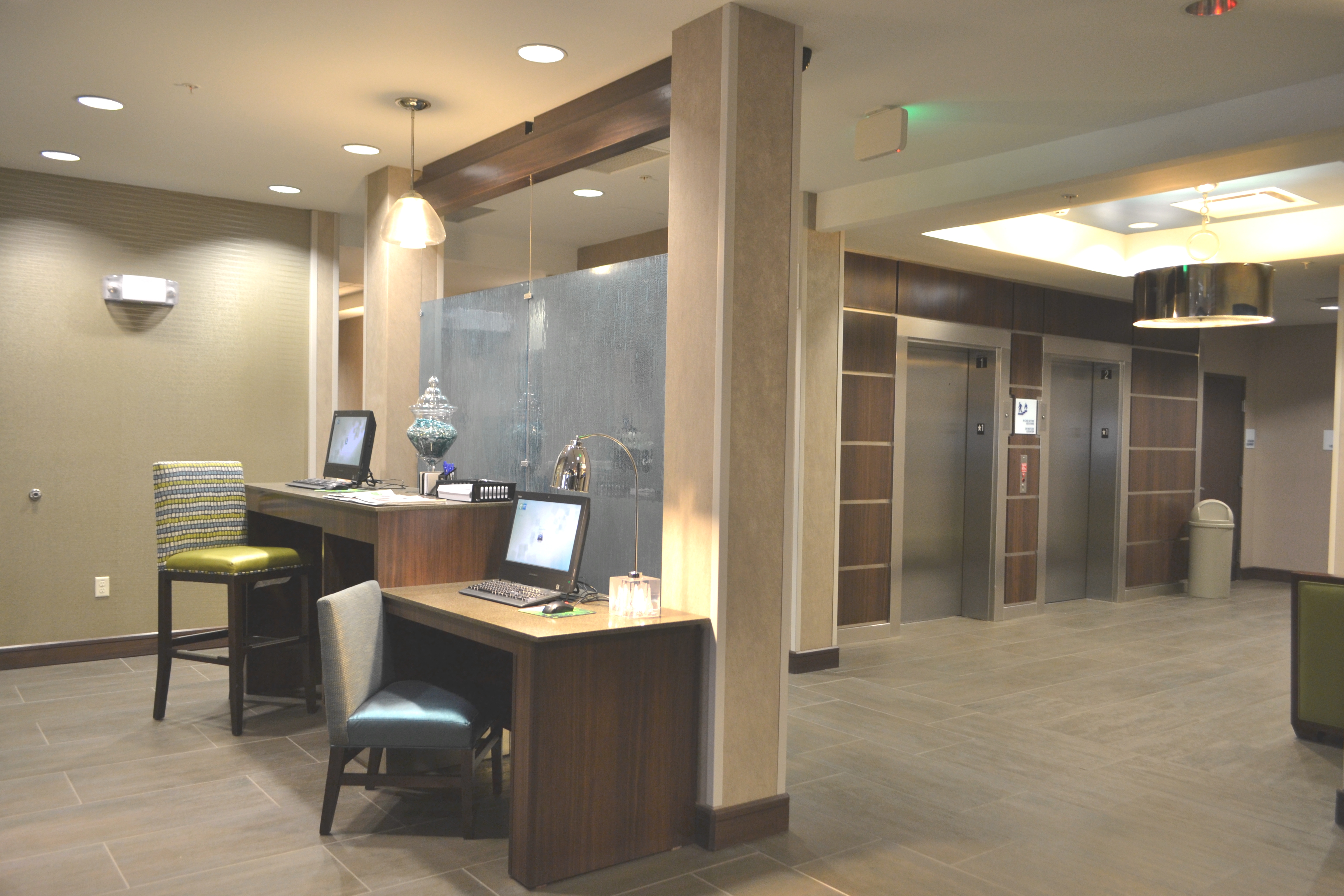 Holiday Inn Express & Suites – I-20 image