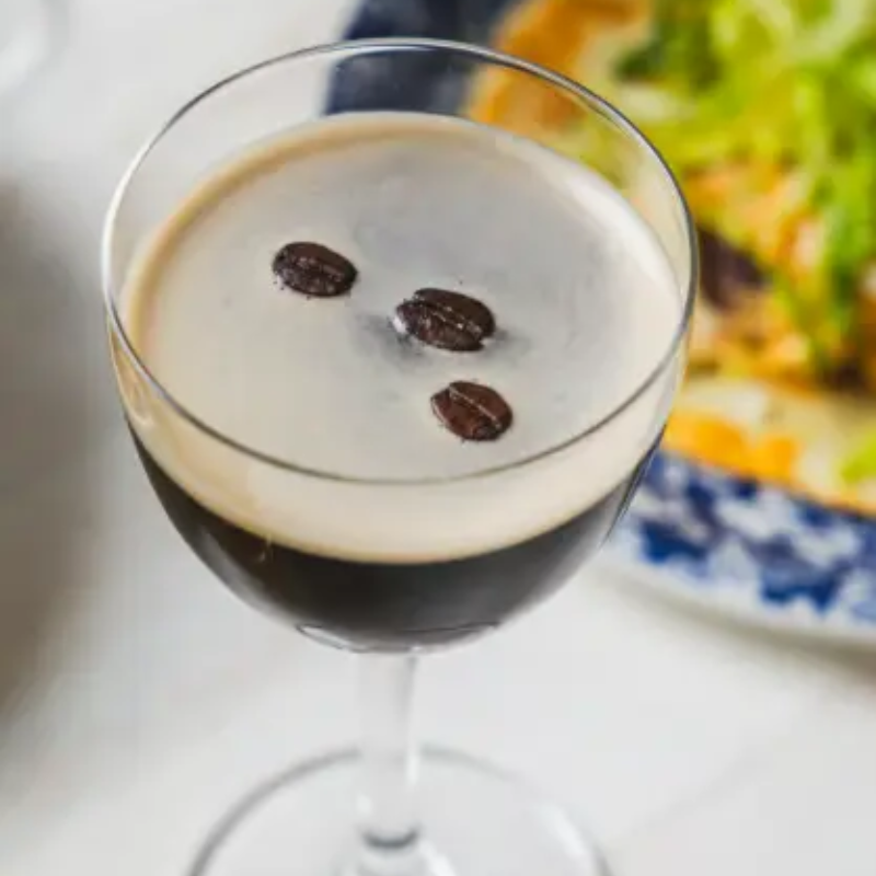101 High Street: Martini Mondays at The Hampton Social