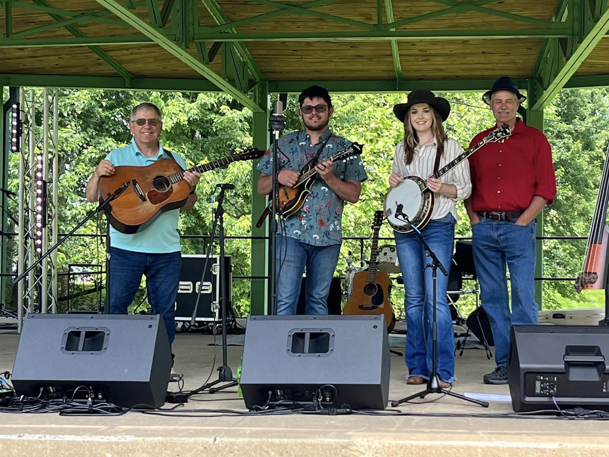 LouGrass Sessions: Backwoods Bluegrass