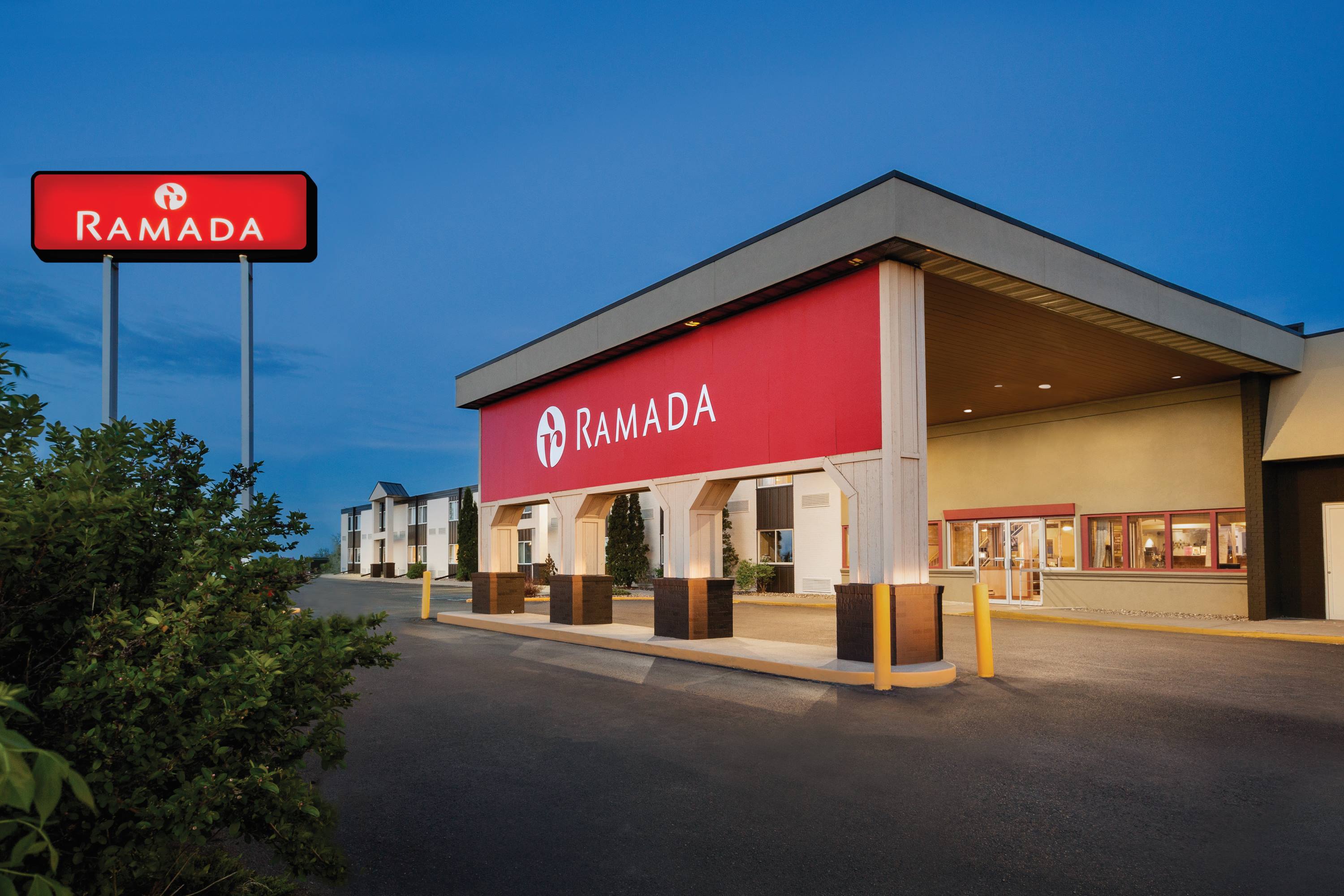 Ramada Bismarck Hotel