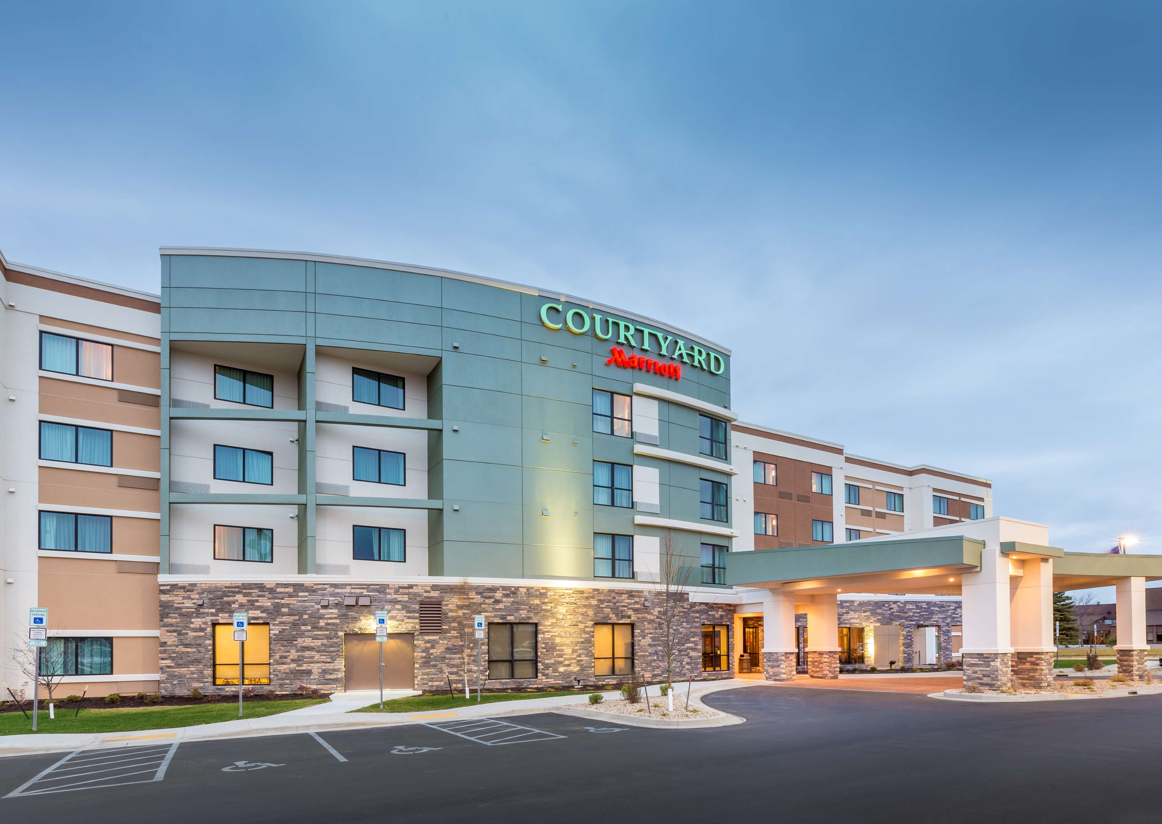 Courtyard by Marriott